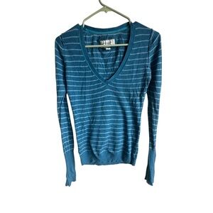 3 FOR $20 AEO Women’s V-Neck Striped Y2K Thin Long Sleeve Top Size S